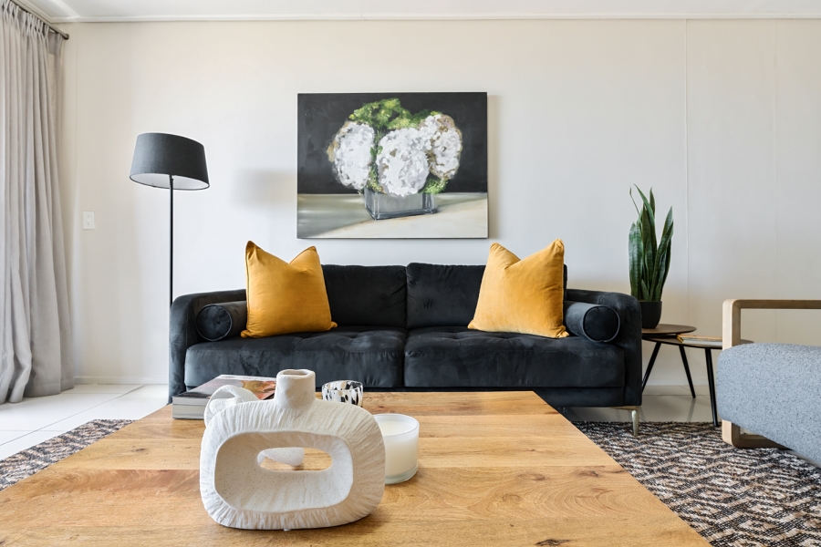 2 Bedroom Property for Sale in Green Point Western Cape